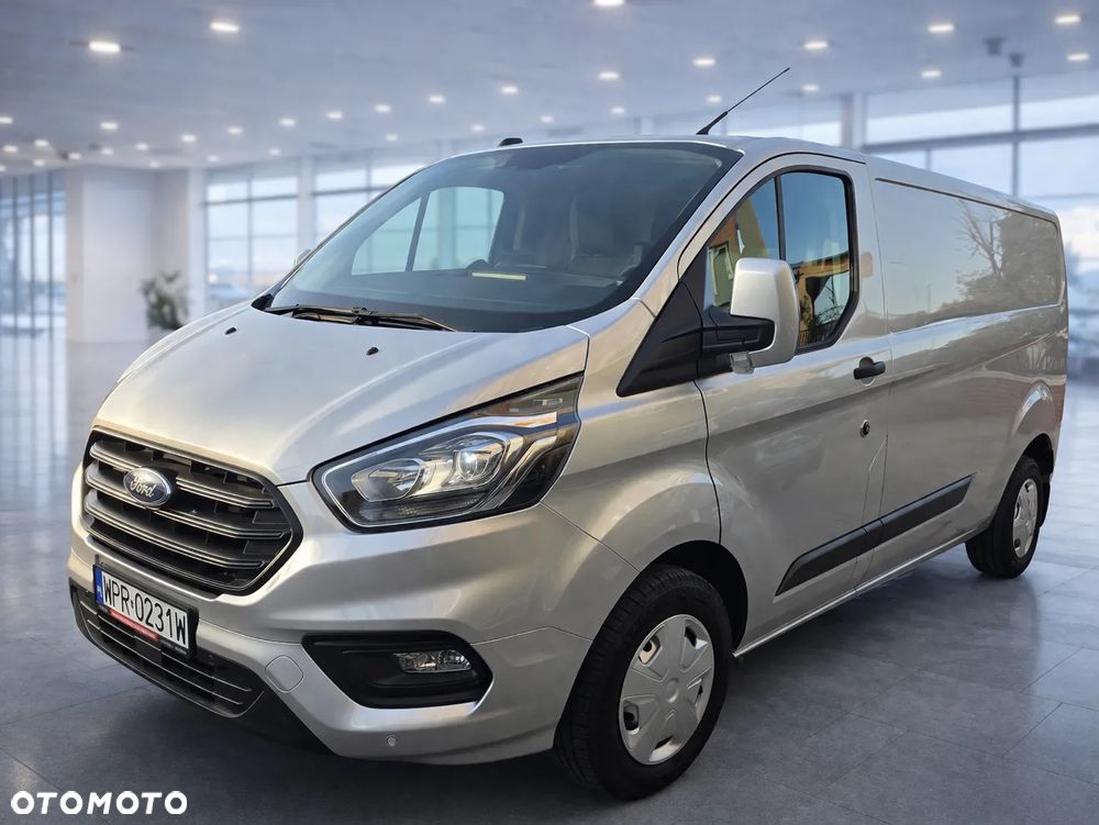 Ford Custom 300l - 2