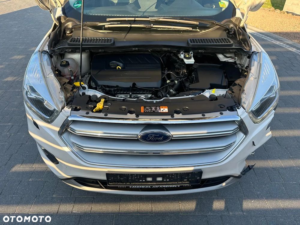 Ford Kuga 1.5 EcoBoost 4x4 Titanium - 8