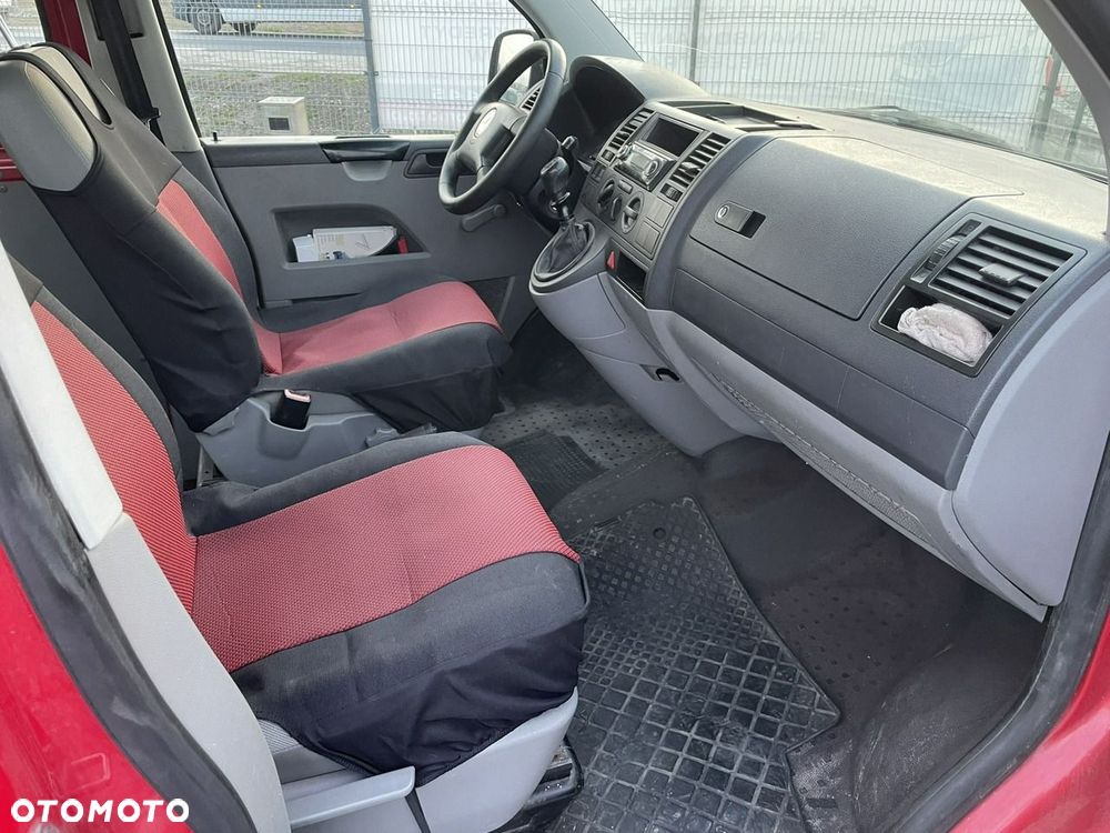 Volkswagen Transporter - 9