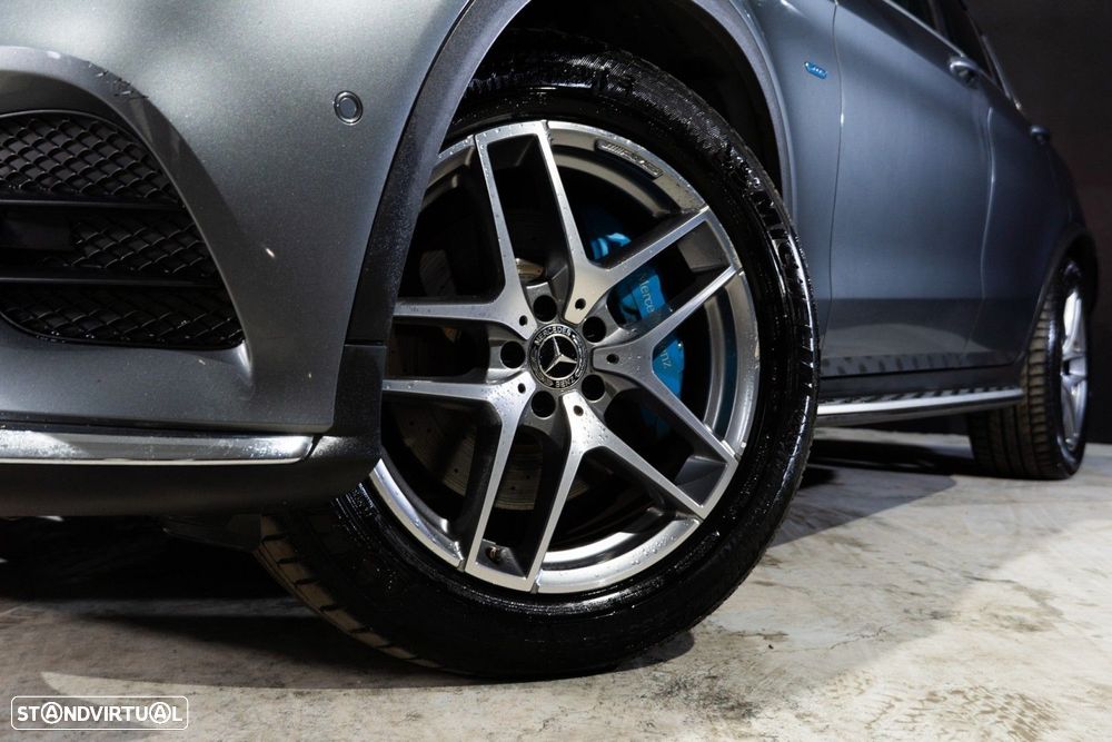 Mercedes-Benz GLC 350 e Coupé AMG Line 4-Matic - 42
