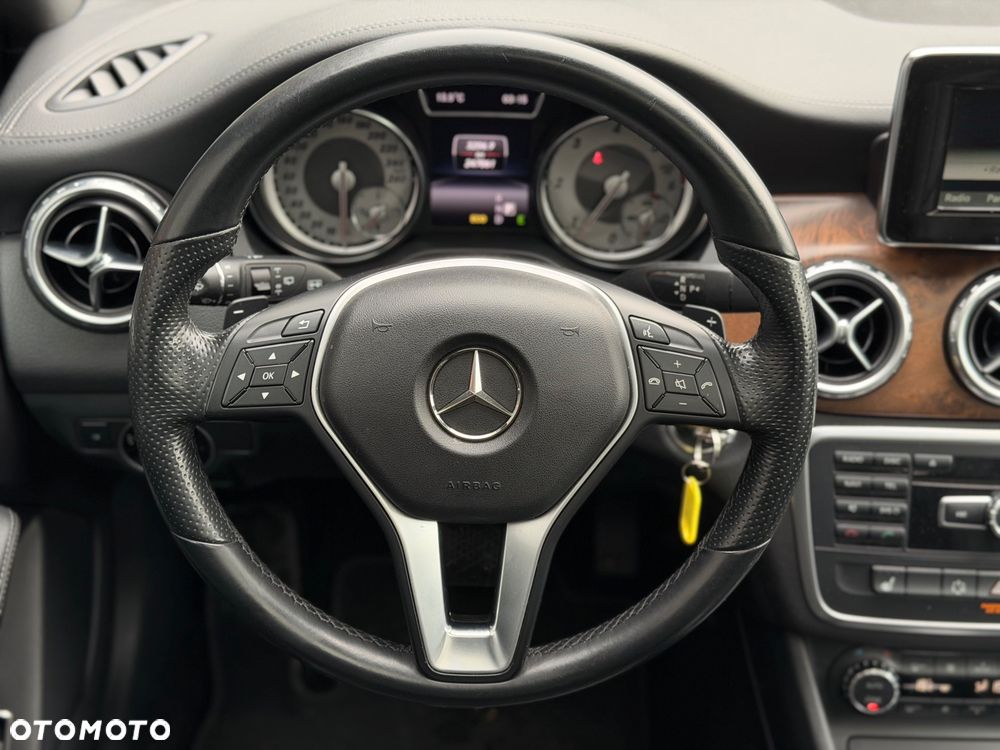 Mercedes-Benz GLA 220 CDI 7G-DCT StreetStyle - 16