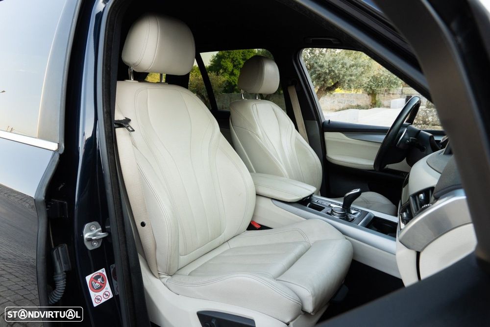 BMW X5 25 d sDrive Comfort 7L - 38
