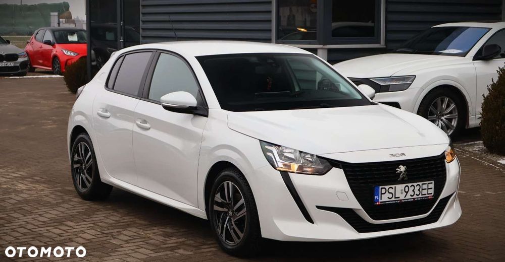 Peugeot 208 - 3