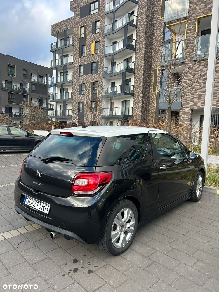 Citroën DS3 HDi 90 FAP SoChic - 4