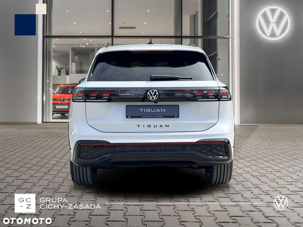 Volkswagen Tiguan - 4