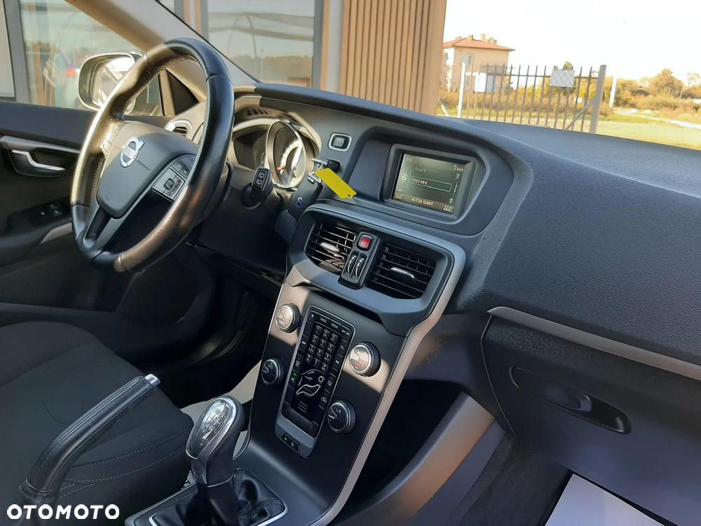 Volvo V40 - 14