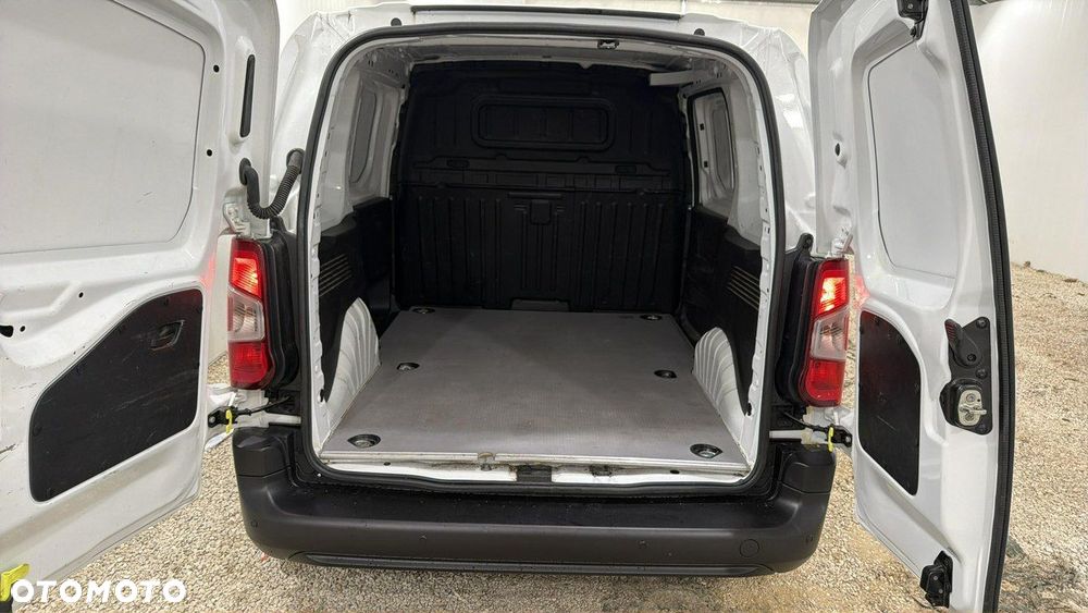 Toyota Proace City - 18