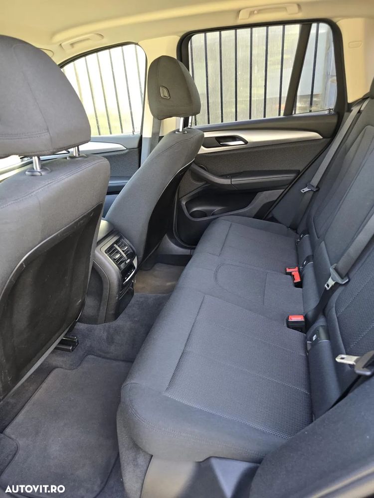 BMW X3 xDrive20d AT Standard - 6
