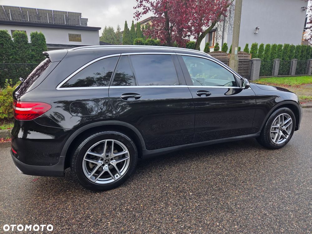 Mercedes-Benz GLC 250 d 4Matic 9G-TRONIC AMG Line - 18