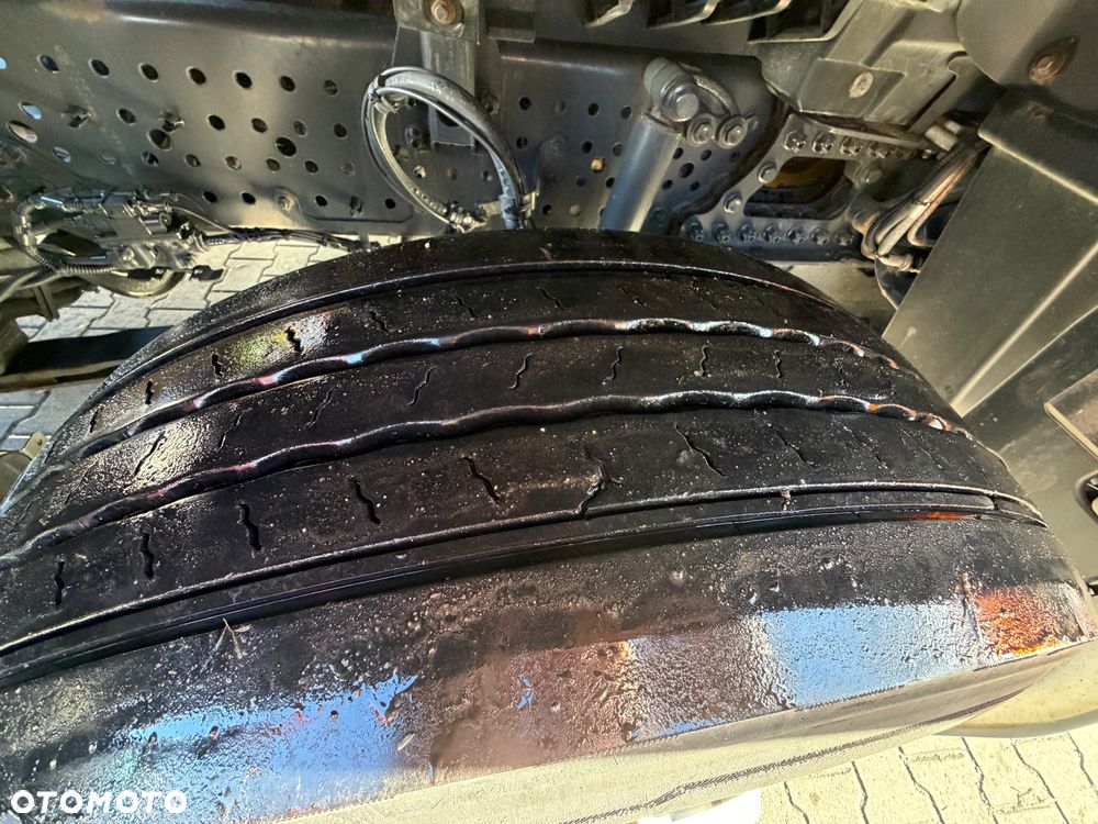 Mercedes-Benz Actros 1845 GigaSpace Xenon Navi nowy tachograf - 26