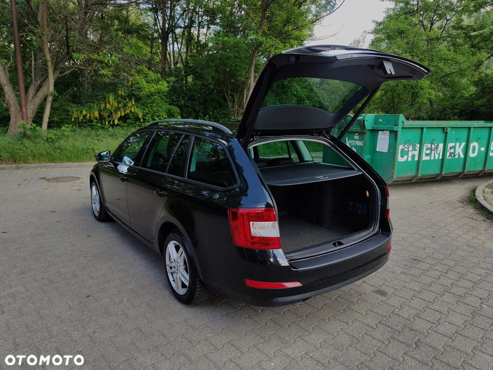 Skoda Octavia 2.0 TDI Premium Edition - 13