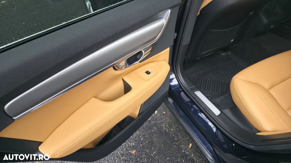 Volvo S90 D4 Geartronic Momentum Pro - 11