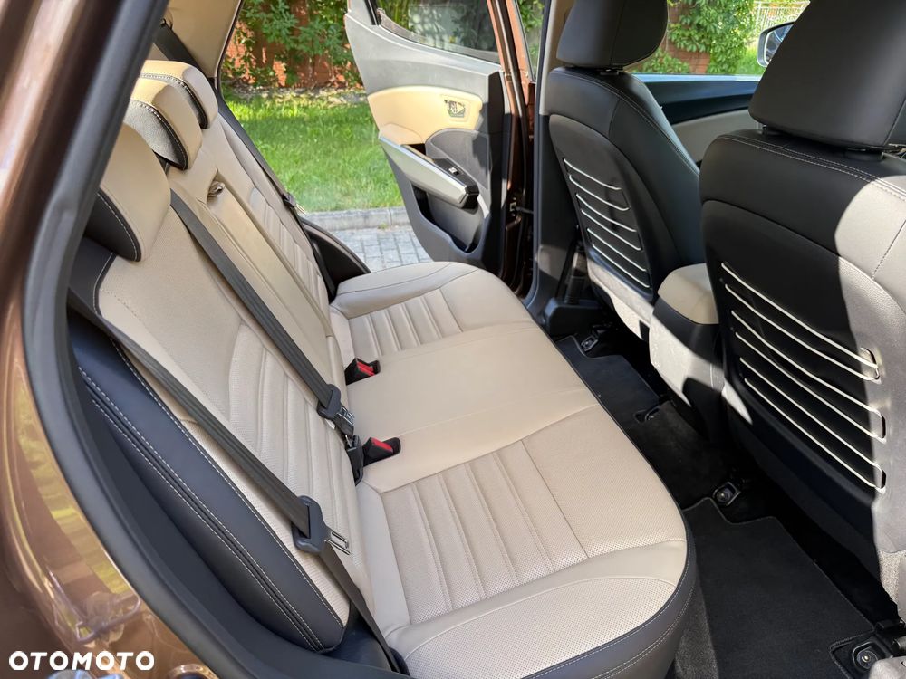SsangYong/KGM Tivoli e-XDi 160 2WD Start/Stop Crystal - 18