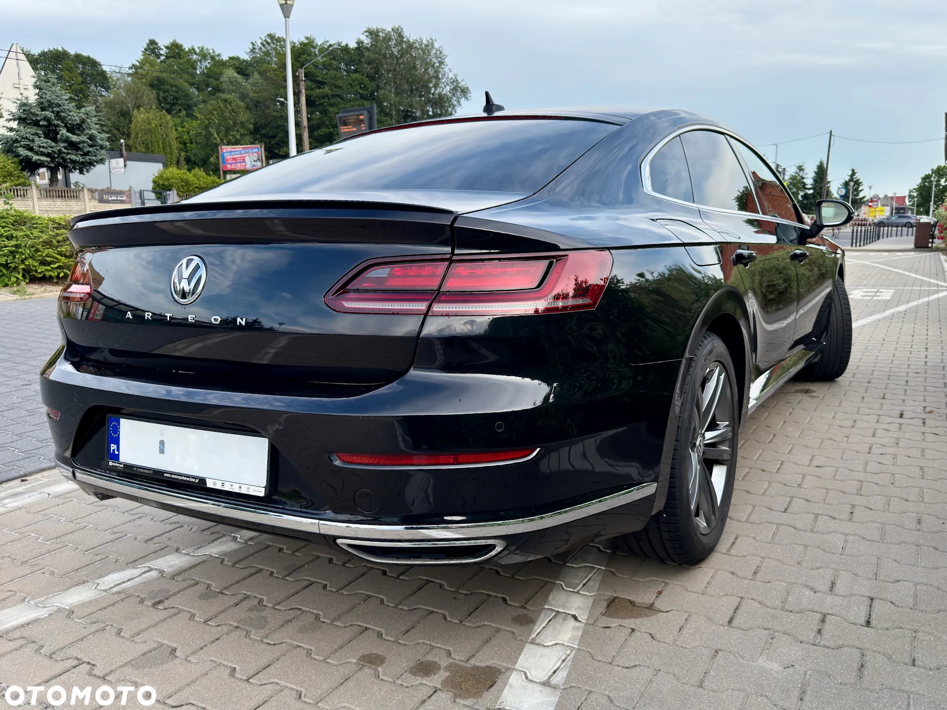 Volkswagen Arteon 2.0 TSI DSG R-Line - 11