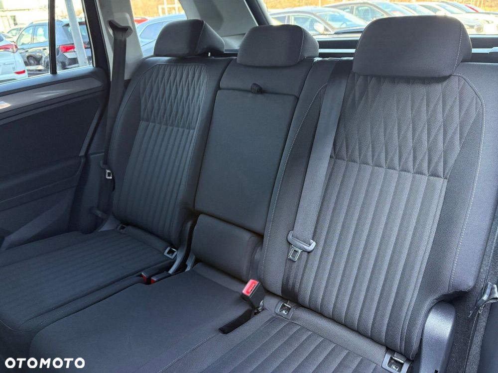 Volkswagen Tiguan Allspace - 15