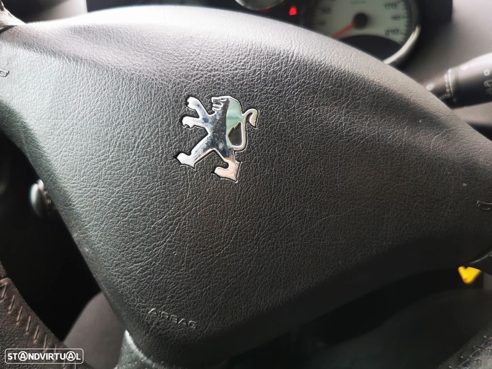 Peugeot 207 SW 1.4 Sport - 12