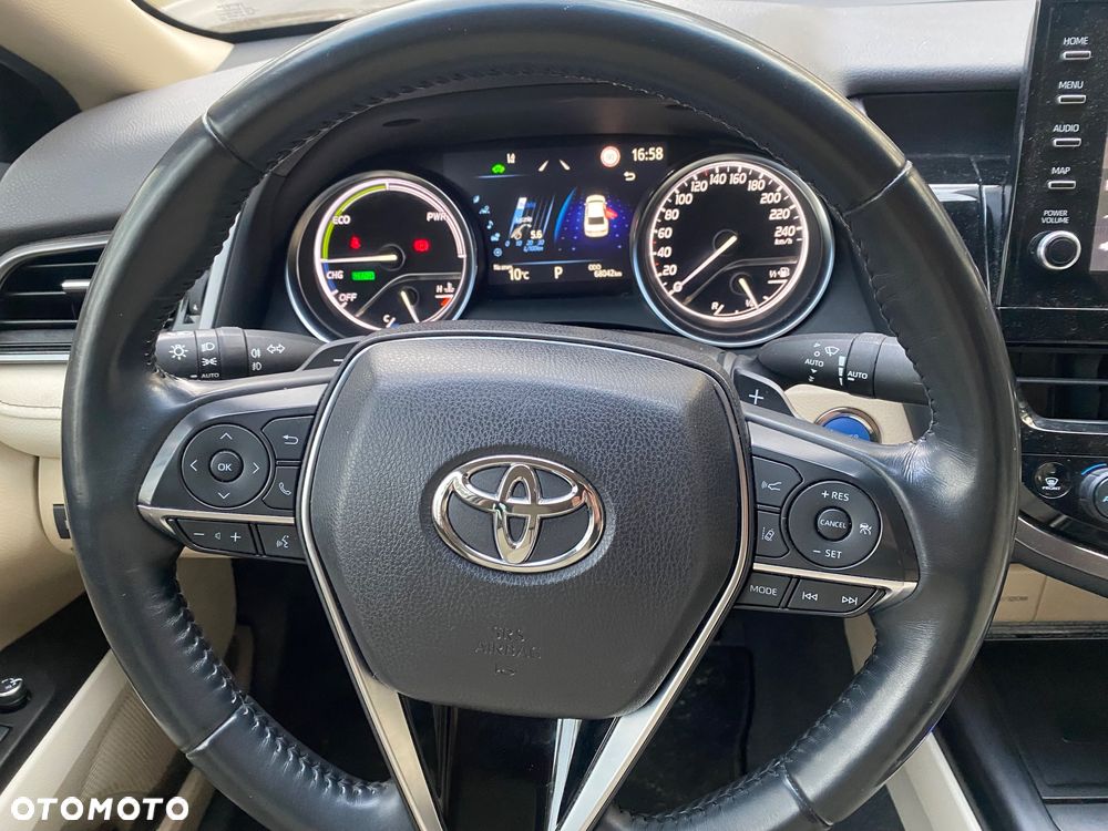 Toyota Camry 2.5 Hybrid Executive CVT - 7