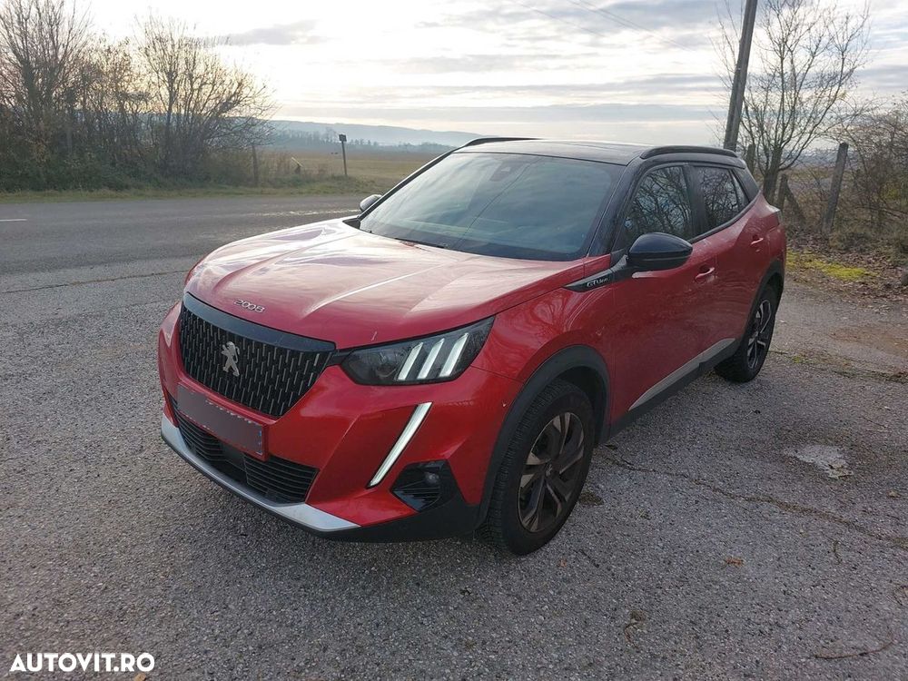 Peugeot 2008 PureTech 130 EAT8 GT - 1