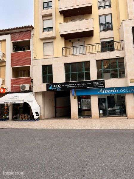 2 Estacionamentos à venda Avenida 5 de Outubro - Torres Vedras - Grande imagem: 5/5