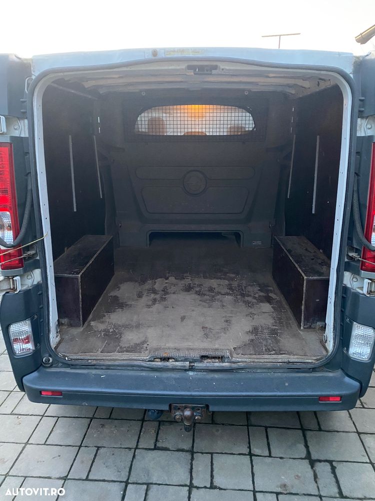 Opel Vivaro - 12