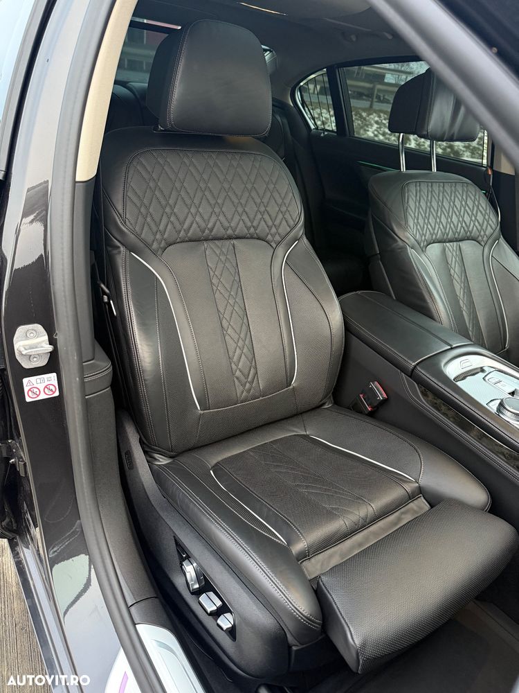 BMW Seria 7 730Ld xDrive MHEV - 21