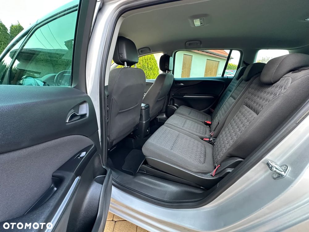 Opel Zafira Tourer 1.4 Turbo Sport - 21