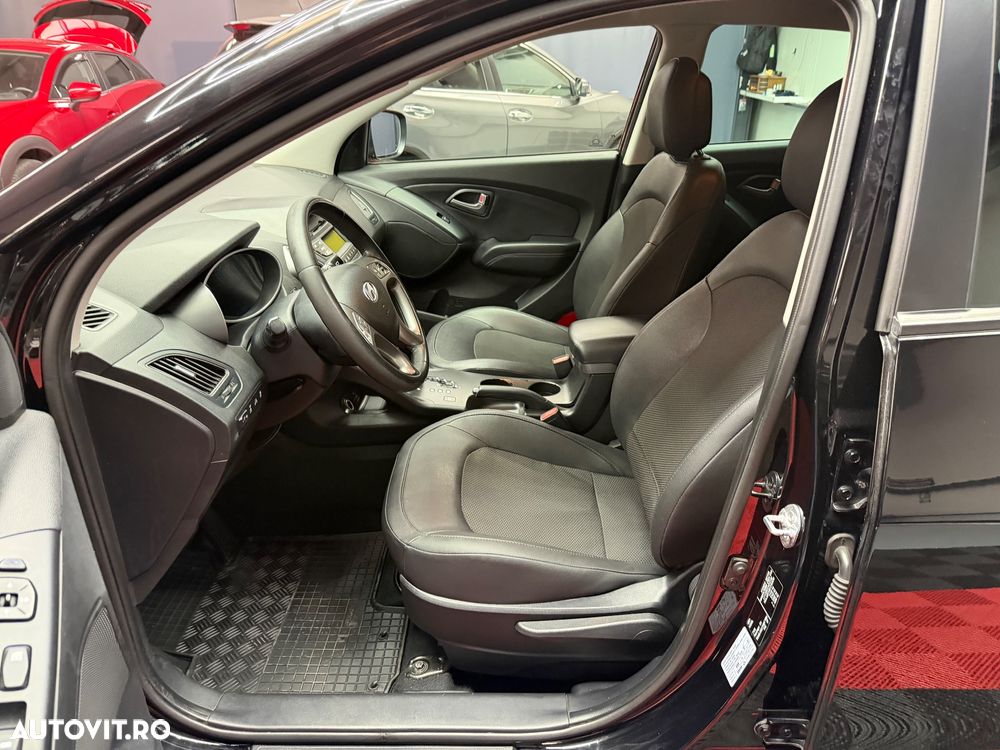 Hyundai ix35 2.0 CRDI 4WD Automatik Trend - 10