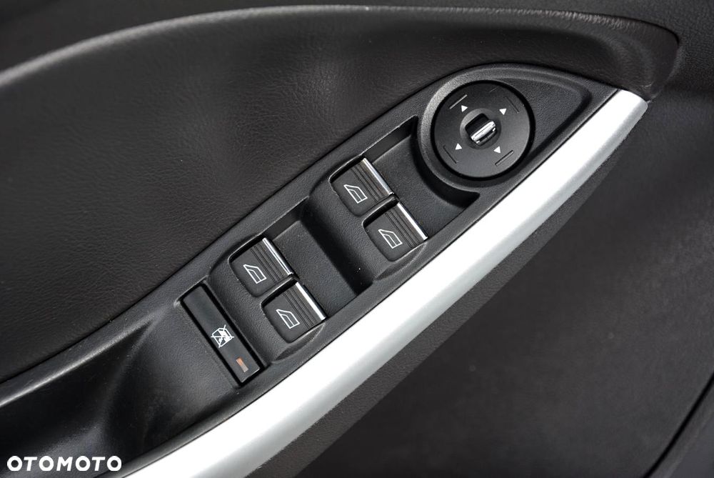 Ford Focus 1.6 EcoBoost Start-Stopp-System Titanium - 17
