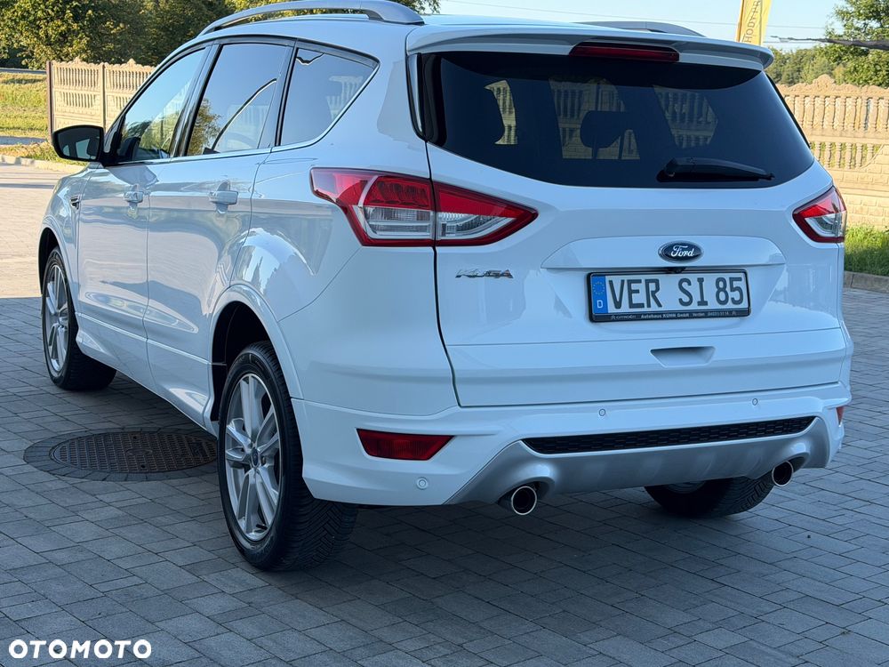 Ford Kuga 2.0 TDCi 4x4 Business Edition - 4