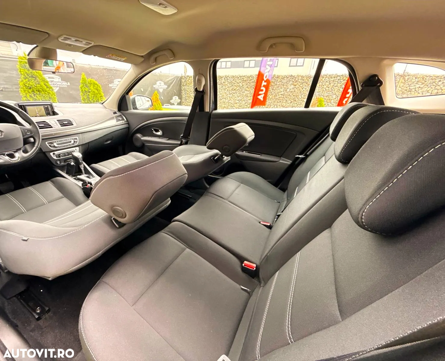 Renault Megane Grandtour ENERGY dCi 110 EDC BUSINESS - 26