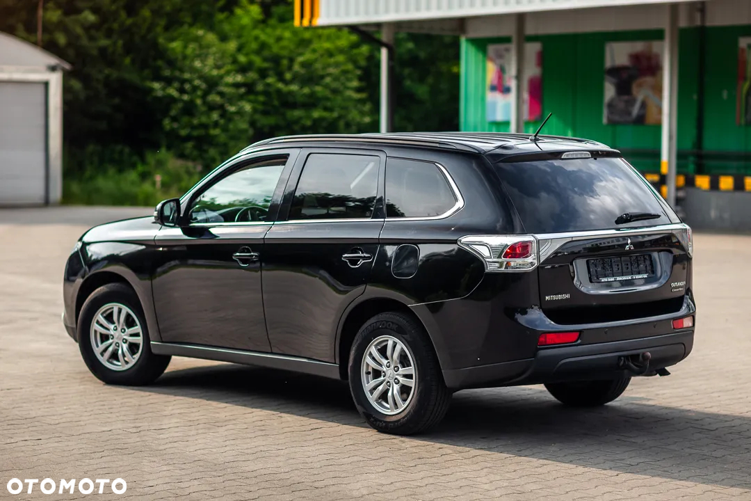 Mitsubishi Outlander 2.2 DI-D 4WD Instyle - 15