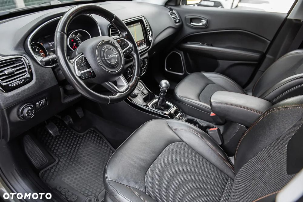 Jeep Compass 2.0 MJD Limited 4WD S&S - 14