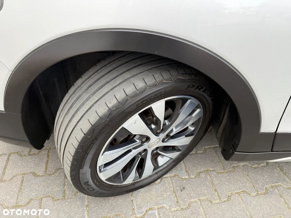 Suzuki SX4 S-Cross 1.4 T Premium 4WD - 33