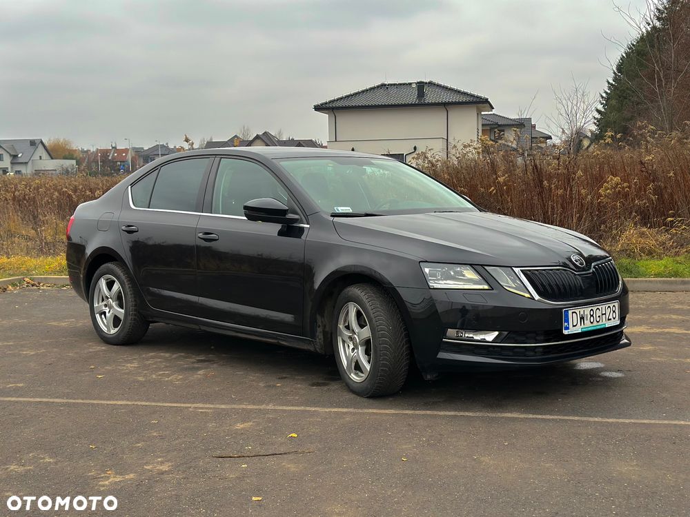 Skoda Octavia 2.0 TDI Style DSG - 4