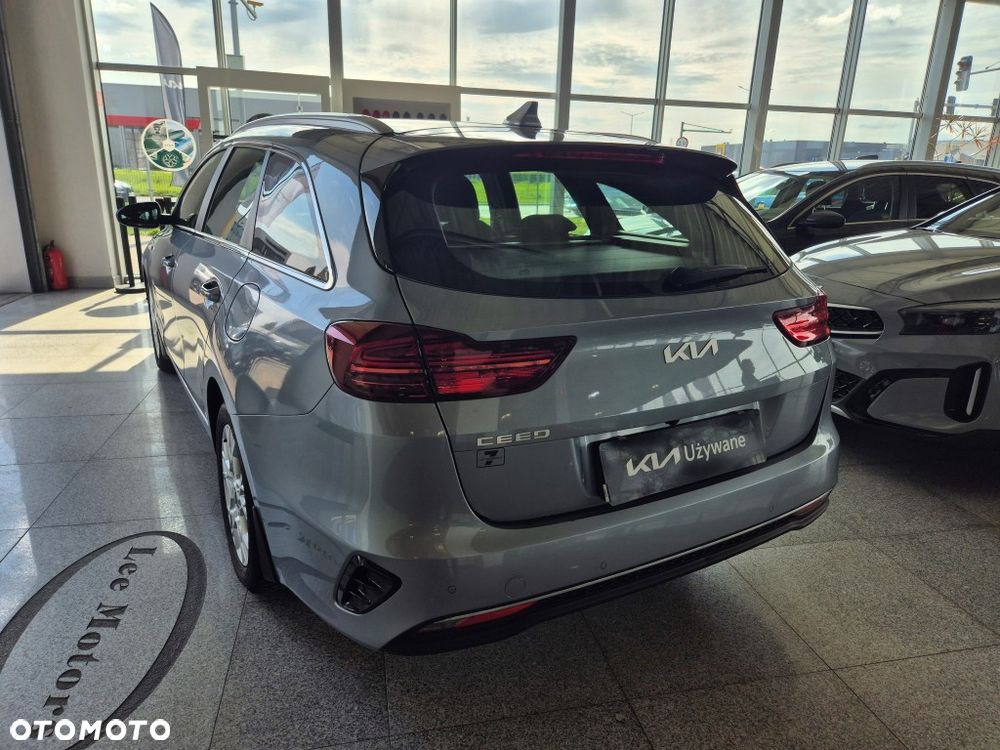 Kia Ceed 1.5 T-GDI M - 8