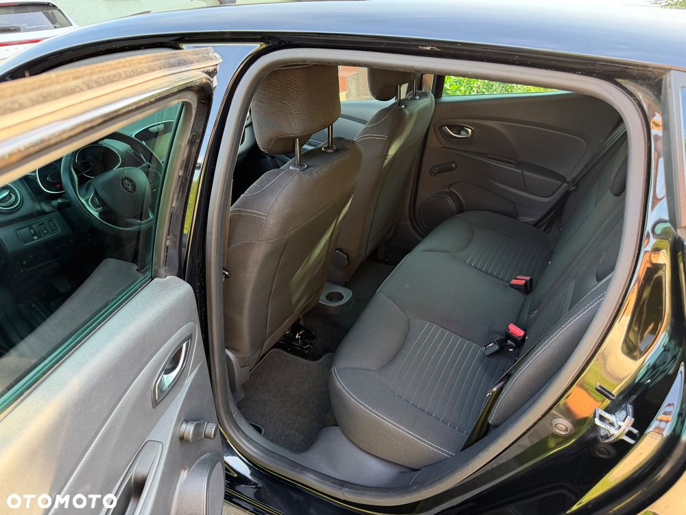 Renault Clio 1.2 16V 75 Limited - 22