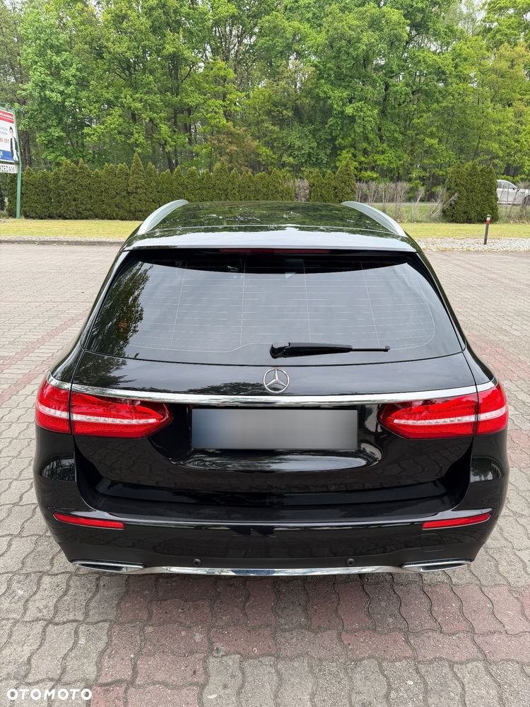 Mercedes-Benz Klasa E 400 d 4Matic 9G-TRONIC - 13