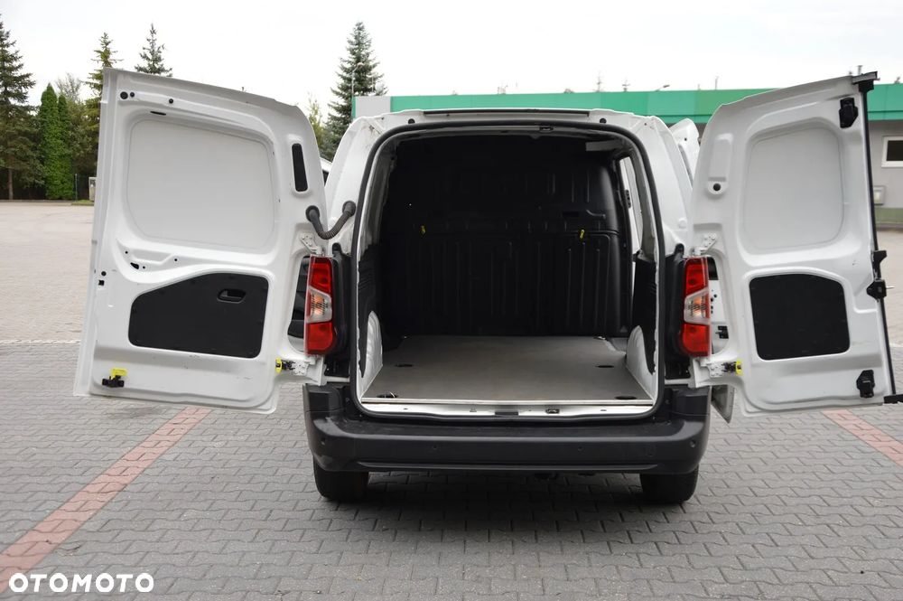 Toyota PROACE CITY LONG XL - 7