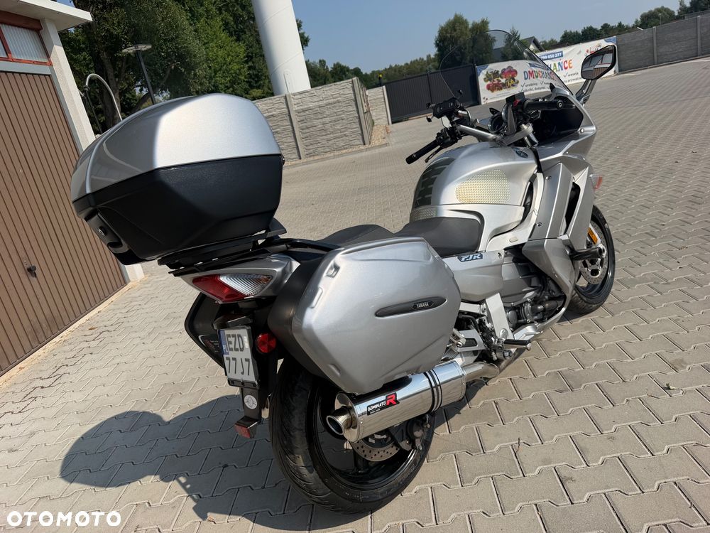 Yamaha FJR - 8