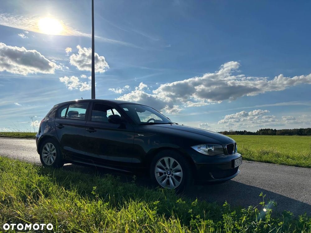 BMW Seria 1 118i - 3