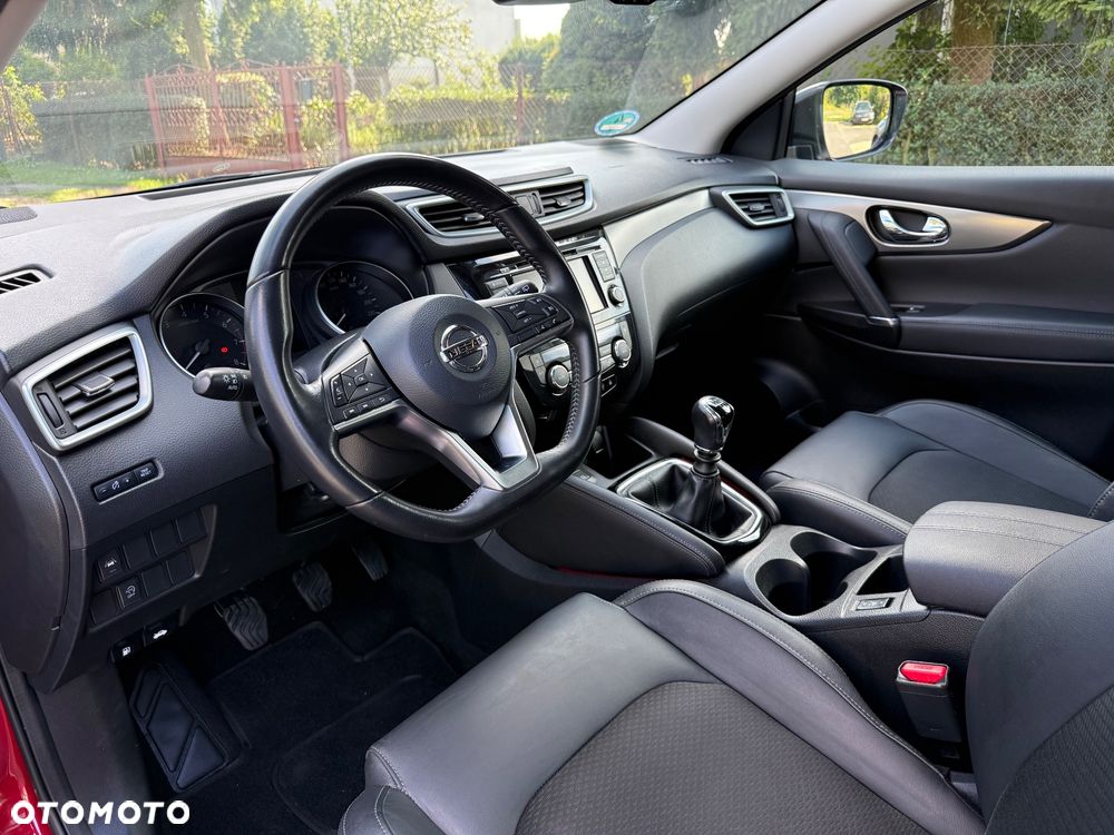 Nissan Qashqai 1.3 DIG-T N-WAY - 13