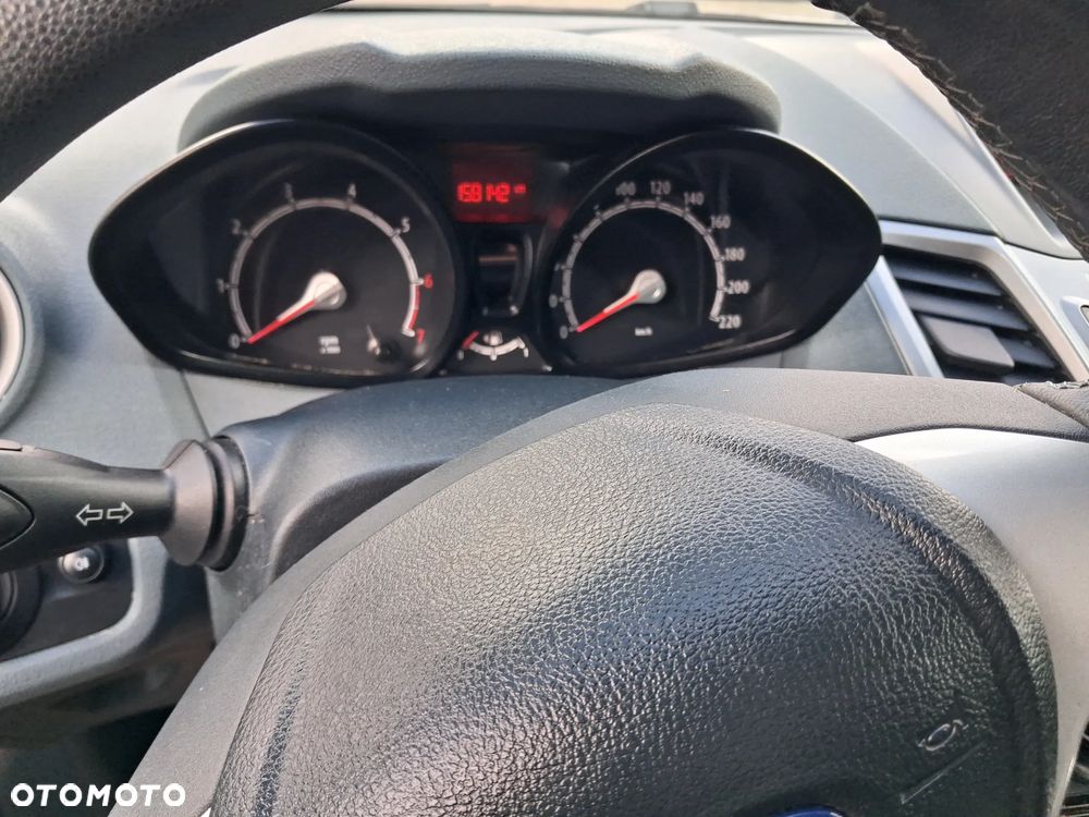 Ford Fiesta 1.25 Trend Edition - 6