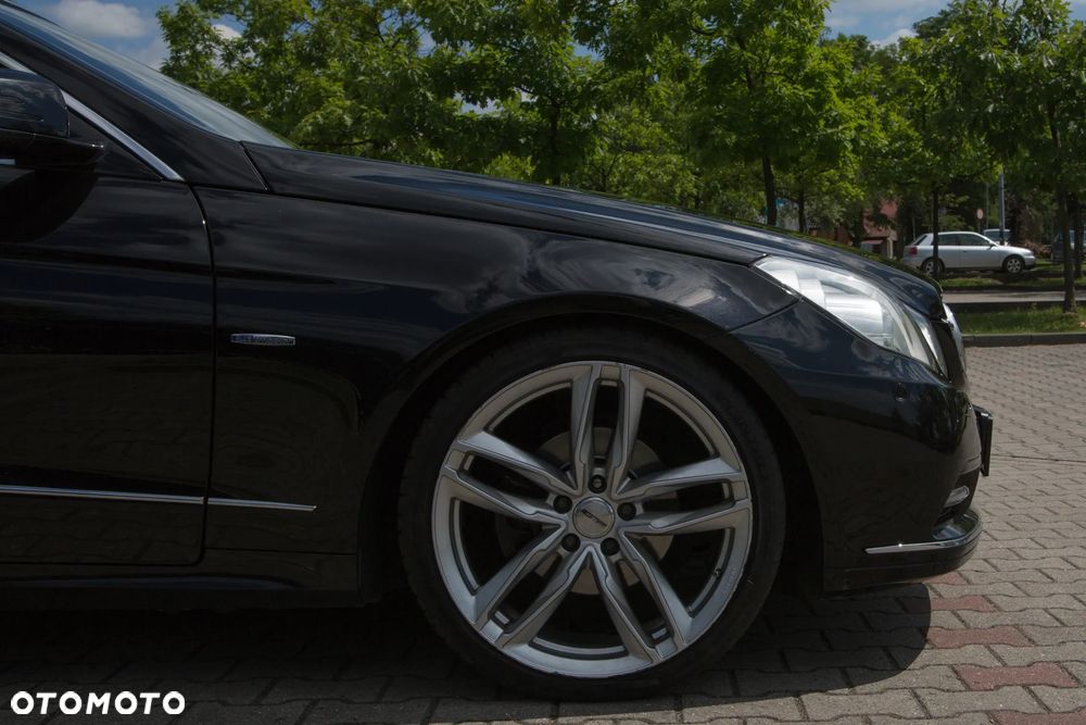 Mercedes-Benz Klasa E 200 CGI BlueEFFICIENCY Automatik Elegance - 10