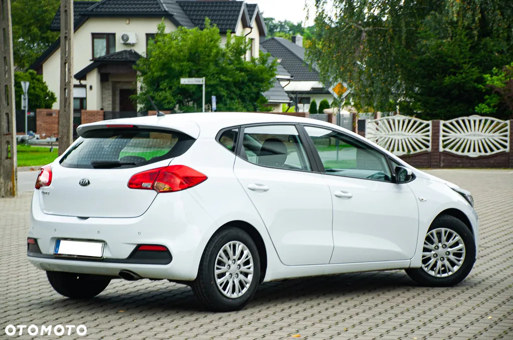 Kia Ceed 1.4 CVVT Vision - 14