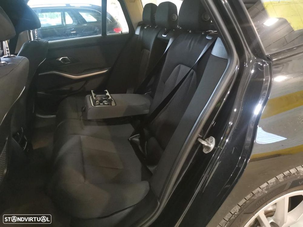 BMW 320 e Auto - 10