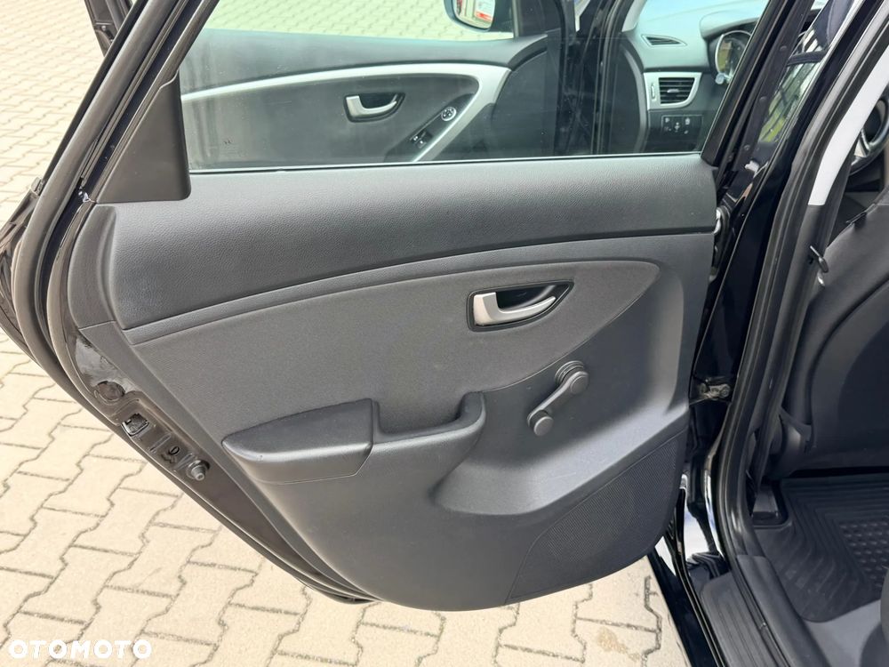 Hyundai i30 1.6 CRDi Comfort - 15