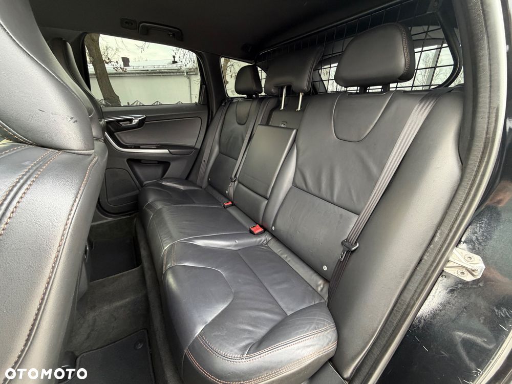 Volvo XC 60 D5 AWD Summum - 20