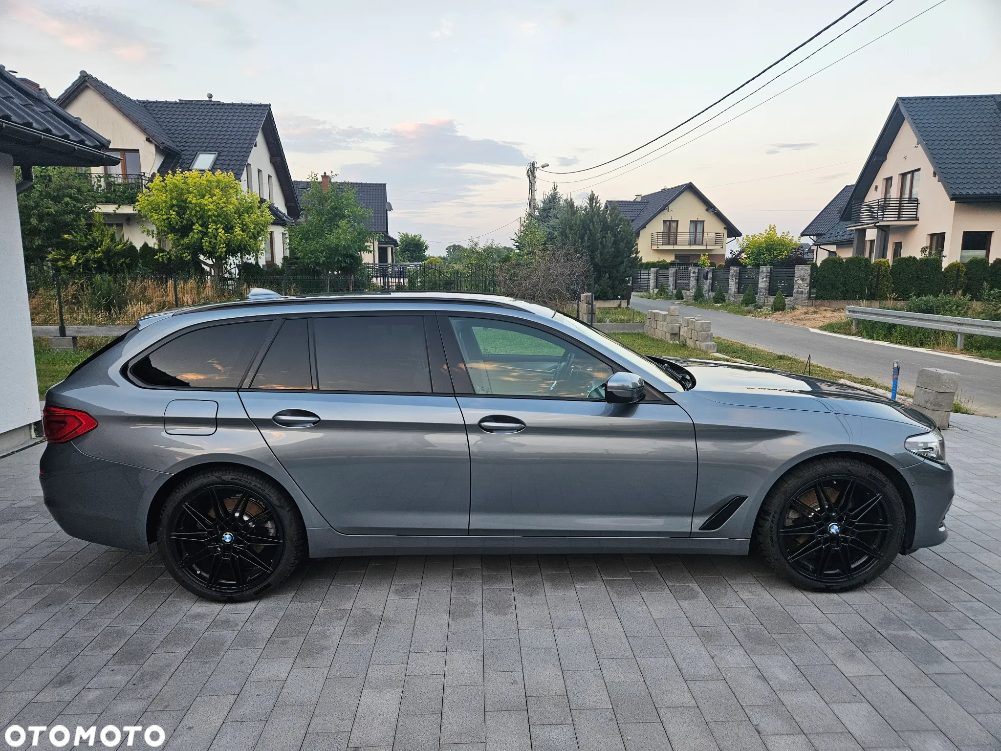 BMW Seria 5 520d Luxury Line sport - 10