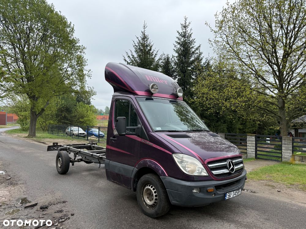Mercedes-Benz Sprinter - 2