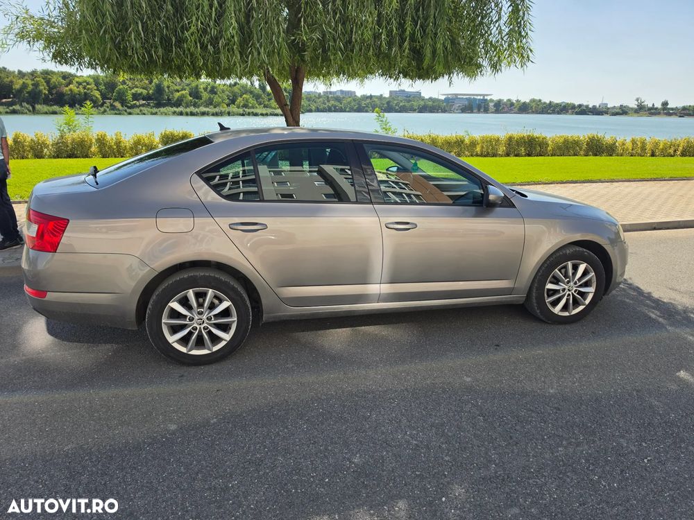 Skoda Octavia 1.6 TDI Style - 3